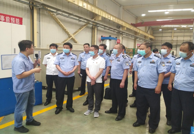 黨建引領 警企聯(lián)動 ——洛陽市公安機關(guān)赴制造服務事業(yè)部開展觀摩活動